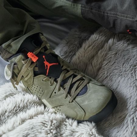 Pandabuy Air Jordan 6 Travis Scott Medium Olive