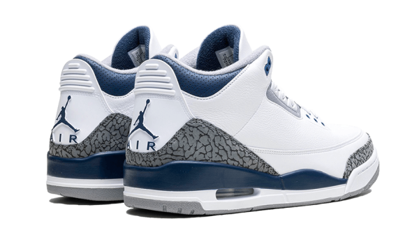 Pandabuy Air Jordan 3 Retro Midnight Navy