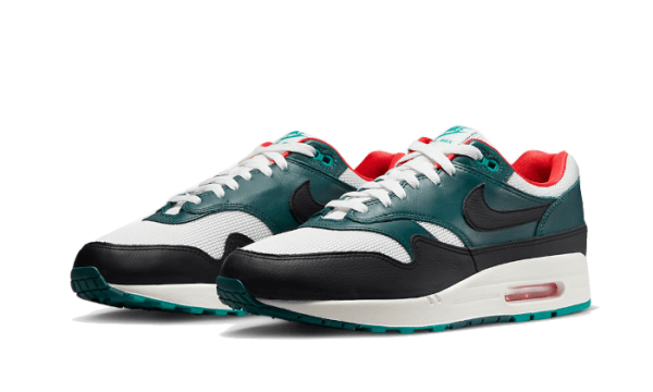 Pandabuy Air Max 1 Liverpool Lebron James