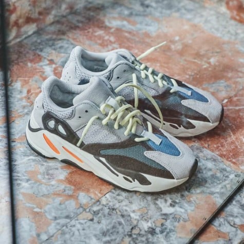 Pandabuy Yeezy 700 Wave Runner Solid Grey