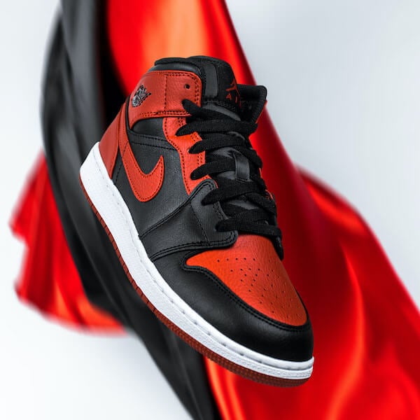 Pandabuy Air Jordan 1 Mid Banned (2020)