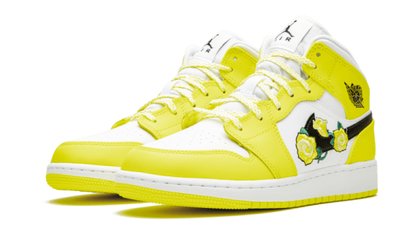 Pandabuy Air Jordan 1 Mid Dynamic Yellow