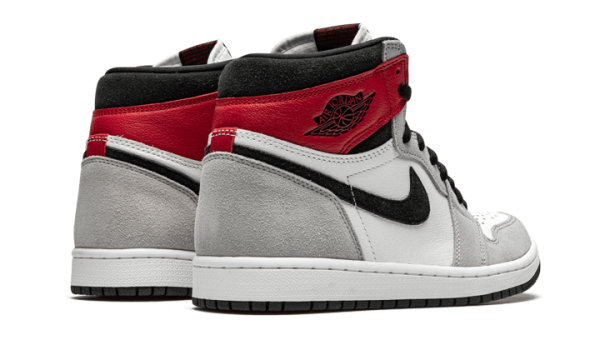 Pandabuy Air Jordan 1 Retro High Light Smoke Grey