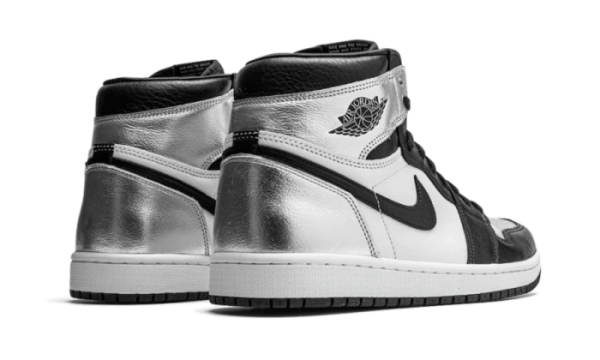 Pandabuy Air Jordan 1 Retro High Silver Toe