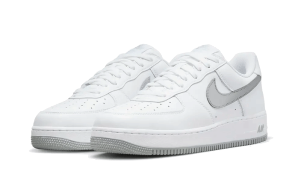 Pandabuy Air Force 1 Low Retro Color Of The Month Metallic Silver