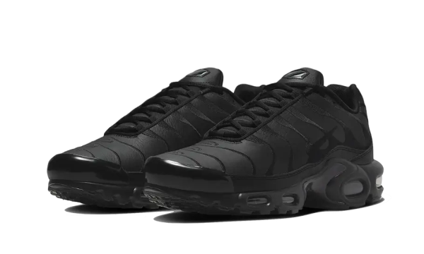 Pandabuy Air Max Plus Triple Black Leather