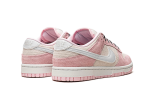 Pandabuy Dunk Low LX Pink Foam