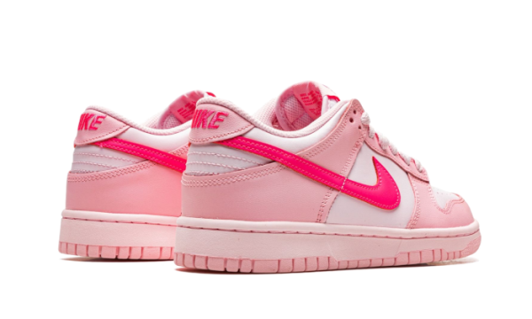 Pandabuy Dunk Low Triple Pink (Barbie)