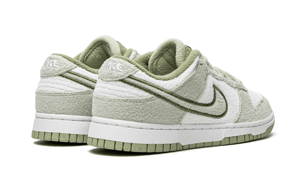 Pandabuy Dunk Low Se Fleece Green