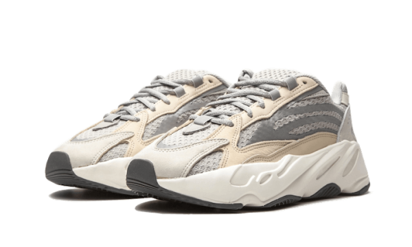 Pandabuy Yeezy 700 V2 Cream