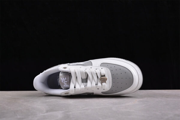 Bape Sta Low-Top Sneakers In White And Grey